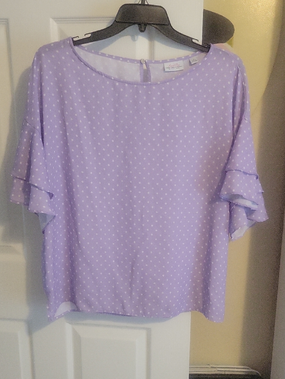 Sweet Pea SzXL Lavender Polka Dot Ruffle Sleeve Button bsck neck Blouse